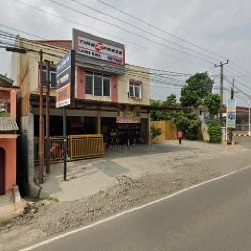 Laris Raya
