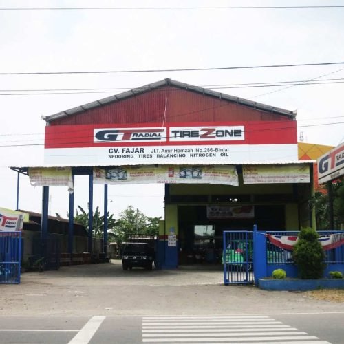 Toko Ban Mobil CV. Fajar