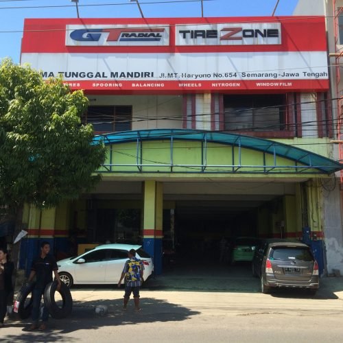 Toko Ban Mobil Prima Tungga Mandiri semarang