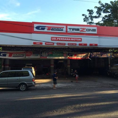 Toko Ban Mobil UD Perdana Motor
