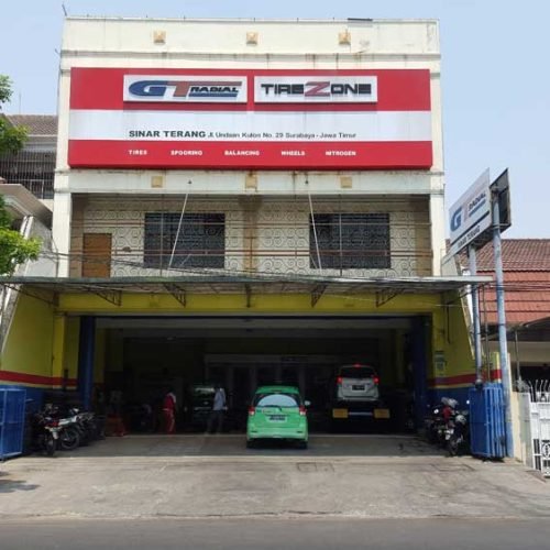 Toko Ban Mobil sinar terang